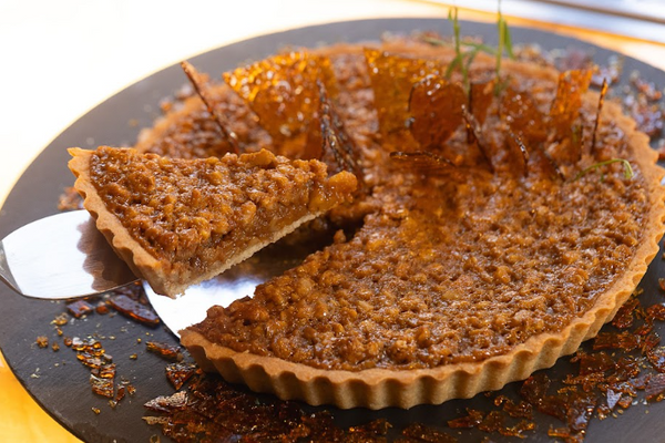 Torta de nozes e caramelo salgado