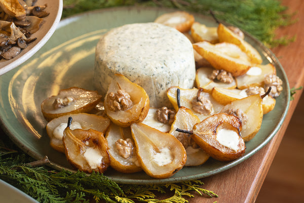 Terrine de gorgonzola com peras e nozes