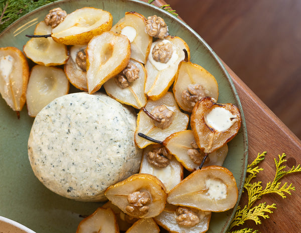 Terrine de gorgonzola com peras e nozes