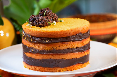 Naked Cake de cenoura com brigadeiro