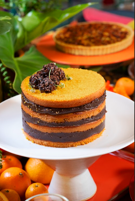 Naked Cake de cenoura com brigadeiro