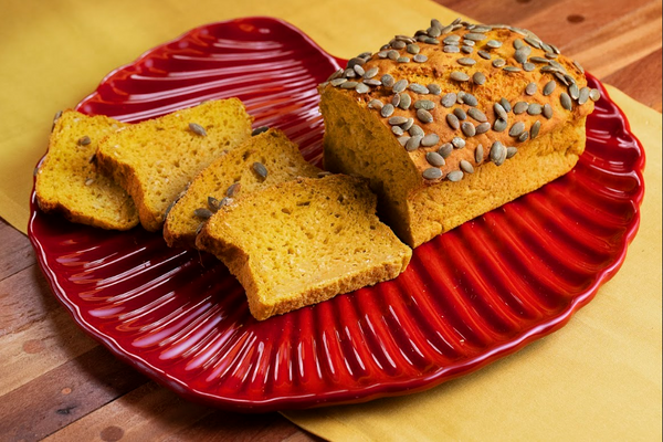 Pão de abóbora e suas sementes (vegano e sem glúten)