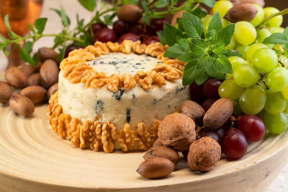 Terrine de com mascarpone, nozes e uvas