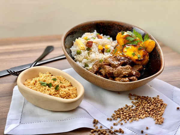 Picadinho de filé mignon com arroz biro-biro e batata palha da casa