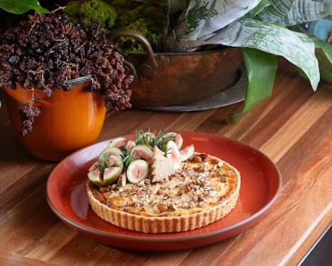 Crostata de figo turco com queijo da canastra