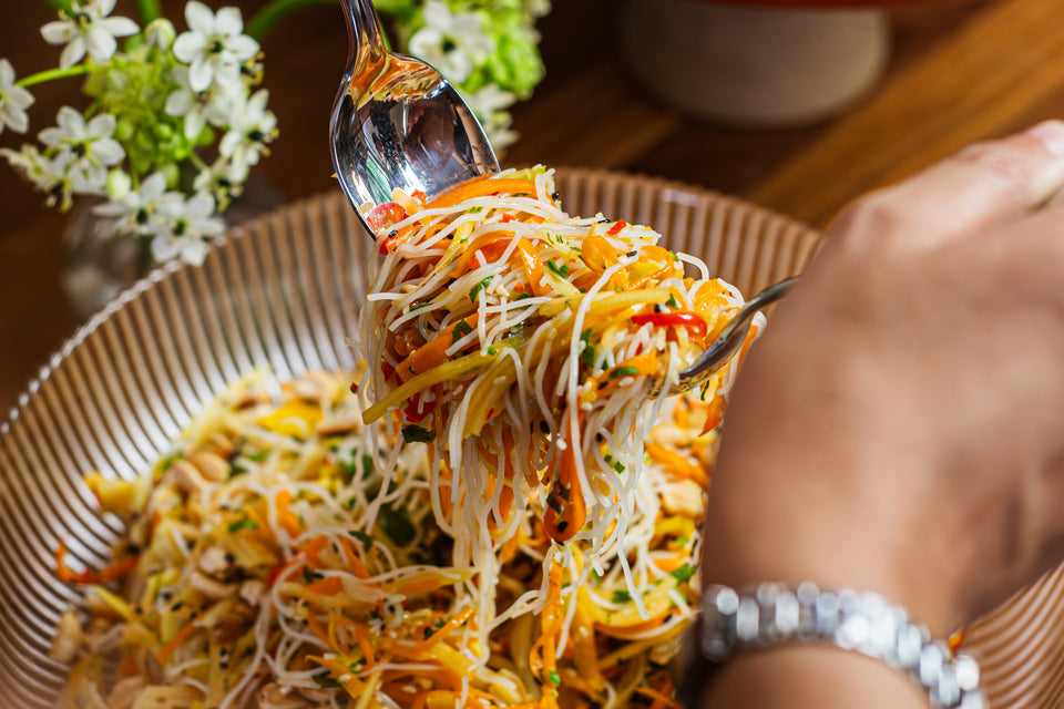 Salada thai de mamão verde