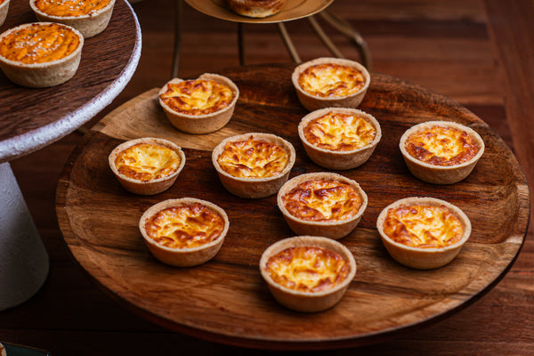 Empadinha aberta de queijo