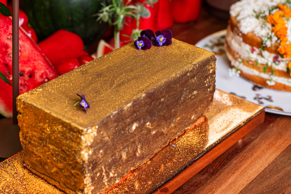 Torta Bis com Pó Dourado