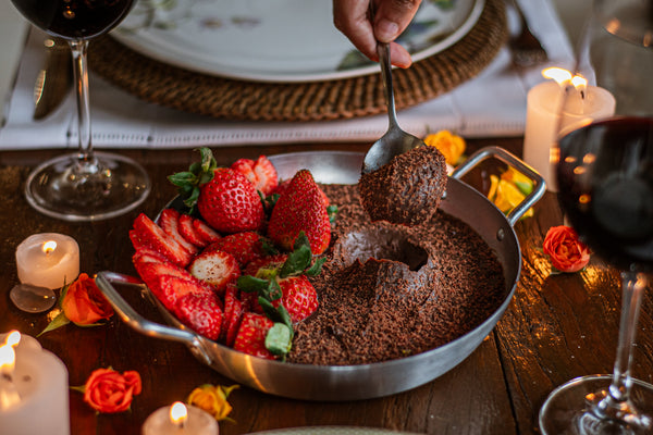 Brigadeiro de chocolate belga com morango