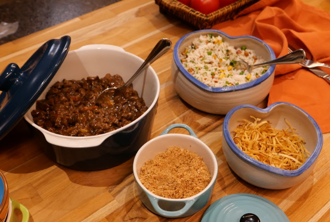 Picadinho de filé mignon com arroz biro-biro e batata palha da casa