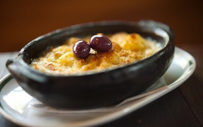Bacalhau com creme e farofinha de focaccia